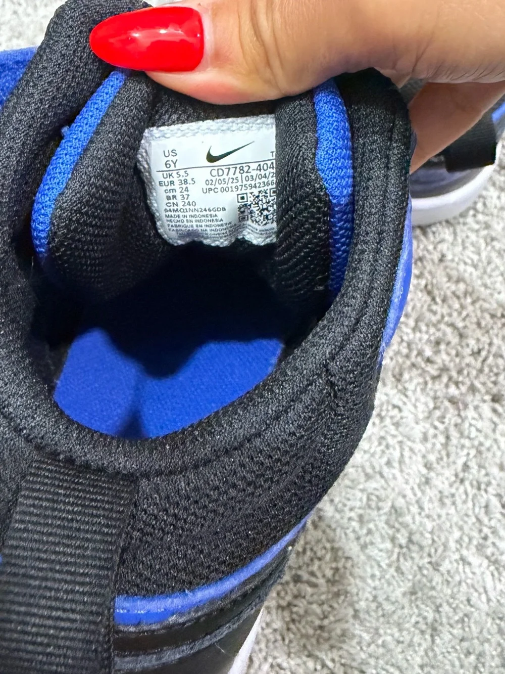 Nike Court Borough Mid 2 blue and black size 6Y